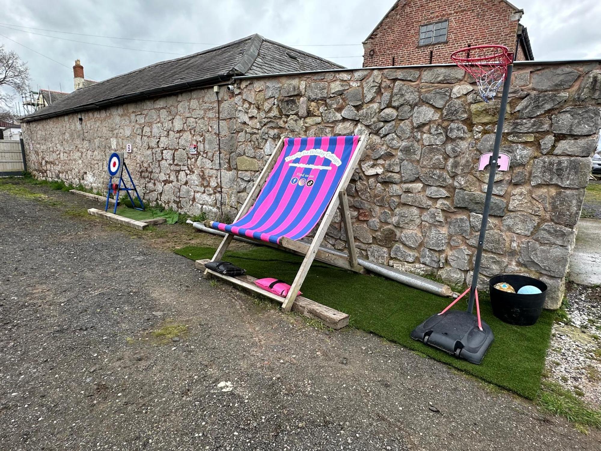 Dwylig Isa Holiday Cottages Rhuddlan Exterior foto