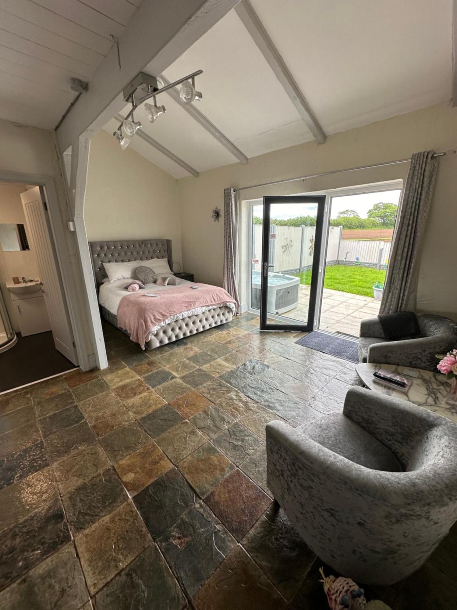 Dwylig Isa Holiday Cottages Rhuddlan Quarto foto
